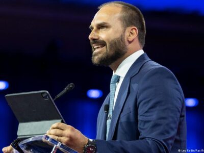 74102021 403.jpg Deutsche Welle Жаир Болсонару