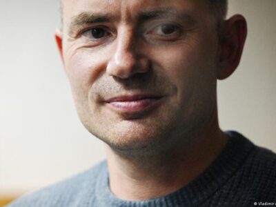 Суд в Москве приговорил зампреда "Яблока" Круглова к семи годам за посты о войне 3 74224466 403.jpg Deutsche Welle Максим Круглов