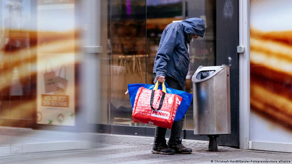 В Германии растет число людей, живущих в бедности 1 74617969 403.jpg Deutsche Welle бедность в Германии