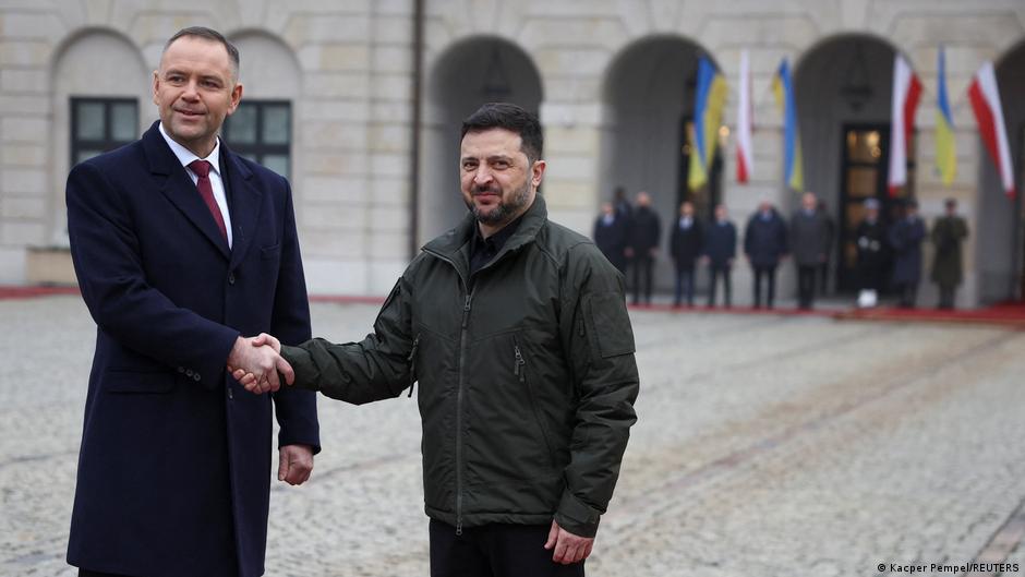 Президент Польши лишил Зеленского высшей госнаграды 1 75238458 403.jpg Deutsche Welle Влдимир Зеленский