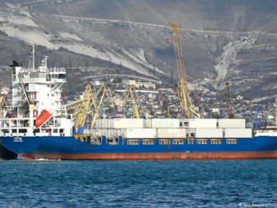 На нефтеналивном комплексе под Новороссийском - пожар из-за БПЛА 5 75451133 403.jpg Deutsche Welle БПЛА, российская нефть
