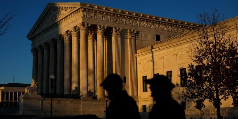 Суд отменил указ Трампа об ограничении права на гражданство по рождению 1 76070521 403.jpg Deutsche Welle гражданство