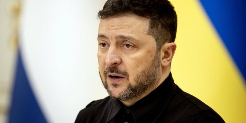 Зеленский подтвердил, что передал через Абрамовича послание Путину 1 76596087 403.jpg Deutsche Welle Зеленский-Абрамович, Зеленский-Путин, Путин-Абрамович
