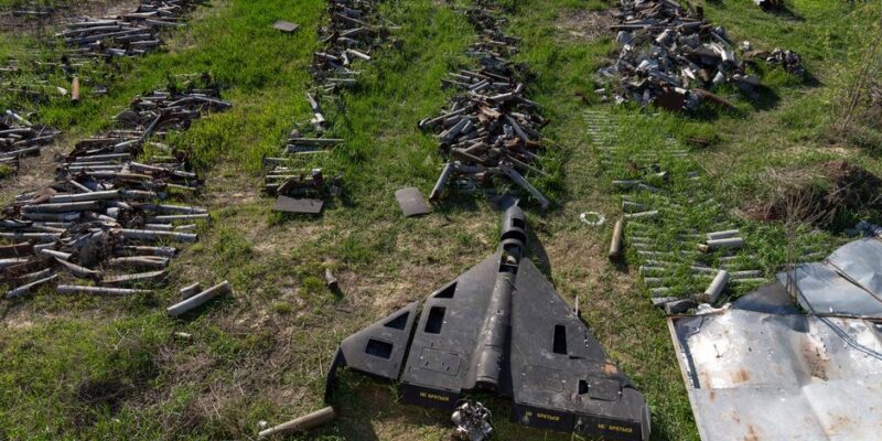Россия в мае выпустила по Украине максимальное число "Шахедов" 1 76885357 403.jpg Deutsche Welle дрон "Шахед"