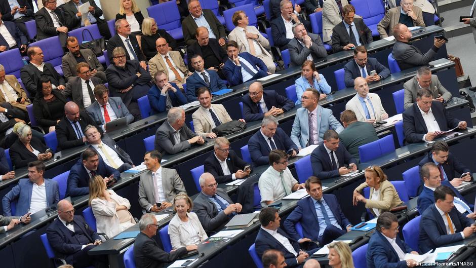 77173962 403.jpg Deutsche Welle депутаты АдГ, Санкт-Петербург