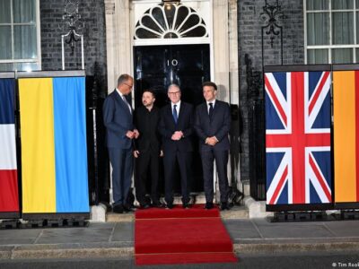 Лидеры "евротройки" и Зеленский назвали условия для прочного мира в Украине 7 77452149 403.jpg Deutsche Welle Владимир Зеленский