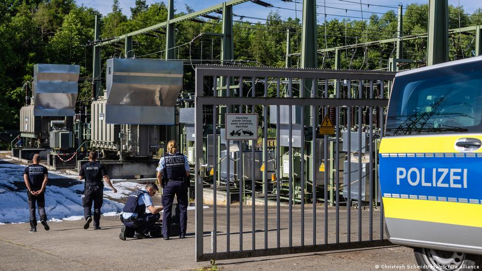 Блэкаут на юго-западе Германии: власти подозревают поджог 1 77455173 403.jpg Deutsche Welle Блэкаут в Германии