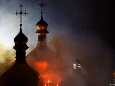 Удары ВС РФ по Украине: погибшие в Харькове, пожар в Киево-Печерской лавре 3 77551498 403.jpg Deutsche Welle Киево-Печерская лавра