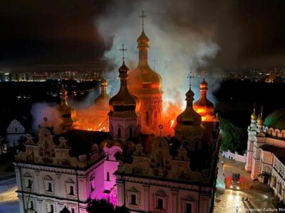 Украина обратится в ЮНЕСКО из-за ударов России по Киево-Печерской лавре 2 77551570 403.jpg Deutsche Welle Киево-Печерская лавра, Украина-ЮНЕСКО, ЮНЕСКО