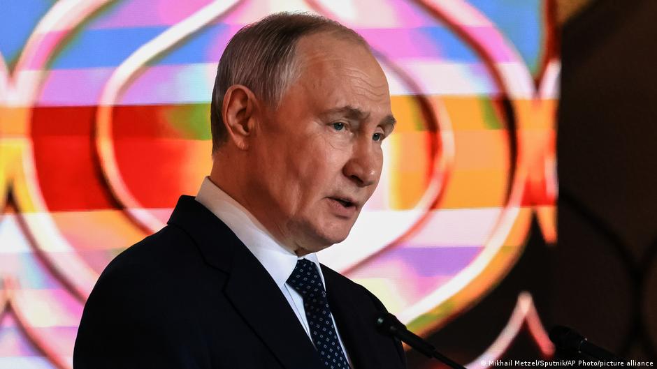 Путин: Топливный кризис в РФ не повлияет на войну в Украине 1 77598517 403.jpg Deutsche Welle Путин, топливный кризис