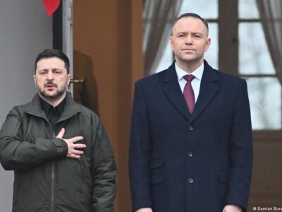 77726563 403.jpg Deutsche Welle "Герои УПА", Зеленский
