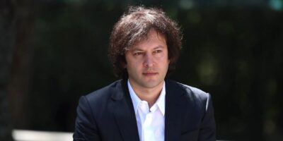 kobaxidze sidit na prirode e1782714570511 новости Грузия-Казахстан