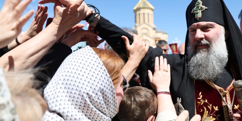Mass Baptism of Children to Take Place in Georgia 1 patriarx shio ludi blagoslovenie News