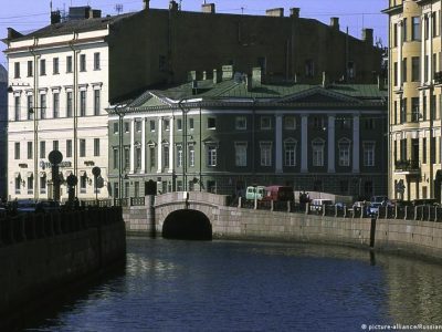 ЦИК отказался восстановить список "Яблока" на выборах в Заксобрание Петербурга 2 51181499 403 1.jpg 1 Deutsche Welle Яблоко