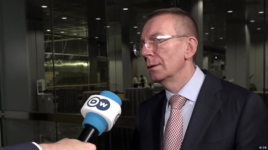 Президент Латвии Ринкевичс: НАТО нужно готовиться к эскалации с Россией 1 63526057 403.jpg Deutsche Welle НАТО-Россия, Эдгарс Ринкевичс