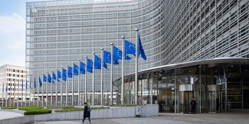 FT: ЕС рассматривает возможность отказаться от принятия санкций "пакетами" 1 68243087 403.jpg Deutsche Welle санкции ЕС