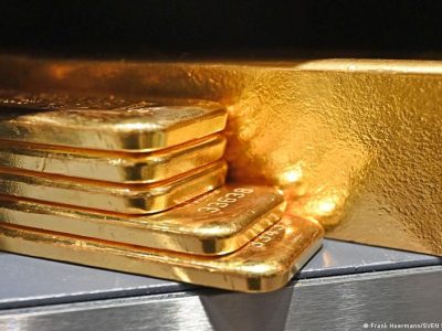 ЦБ РФ продает рекордные объемы золота для покрытия дефицита бюджета 3 68296653 403.jpg Deutsche Welle дефицит бюджета, золото, Центральный Банк России
