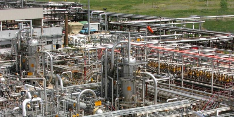 СМИ: Россия и Казахстан ведут переговоры о переработке нефти 1 70628704 403.jpg Deutsche Welle нефть