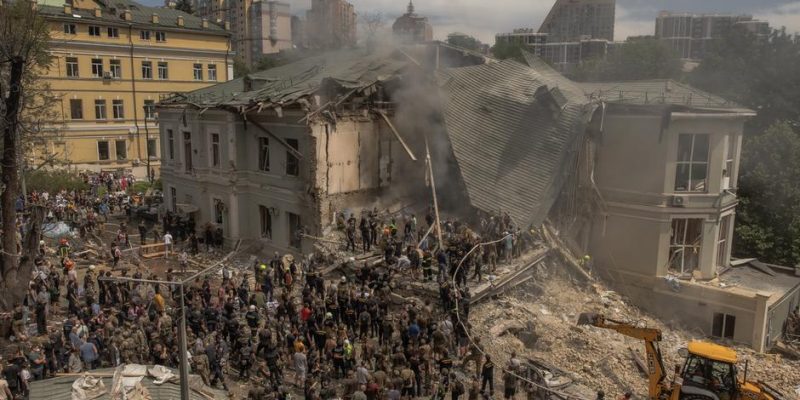 "Врачи без границ": Россия систематически бьет по больницам в Украине 1 71663755 403.jpg Deutsche Welle "Врачи без границ", война в Украине
