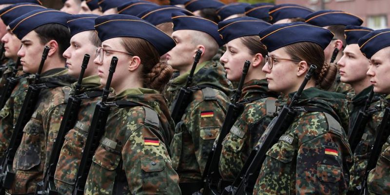 В Германии резко выросло число отказников от военной службы 1 76524954 403.jpg Deutsche Welle военная служба в Германии