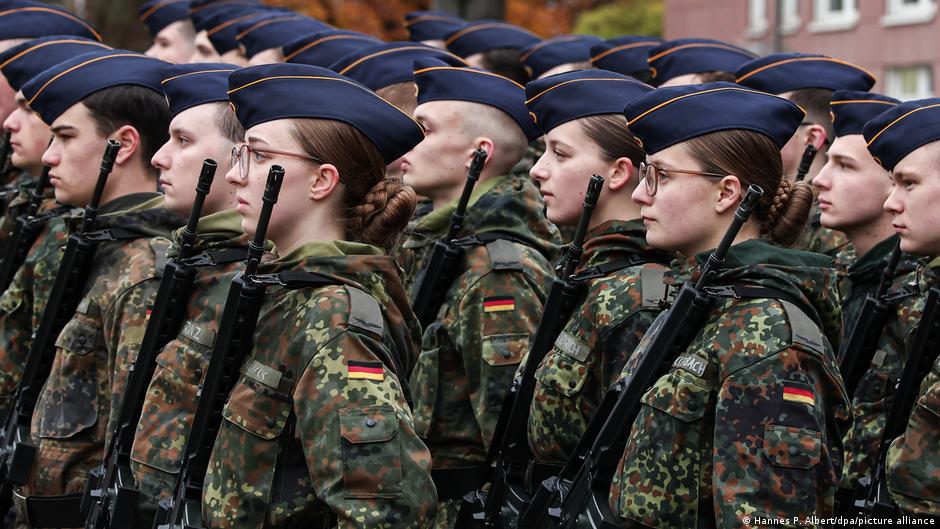 В Германии резко выросло число отказников от военной службы 1 76524954 403.jpg Deutsche Welle военная служба в Германии