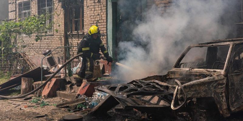 Атаки России на регионы Украины: погибли пять человек, 35 пострадали 1 77535457 403.jpg Deutsche Welle Атаки РФ