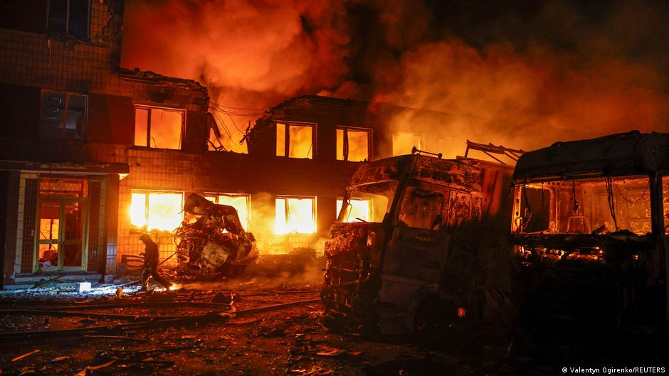 Армия РФ нанесла самый масштабный ракетный удар по Киеву 1 77978440 403.jpg Deutsche Welle Ракетный удар