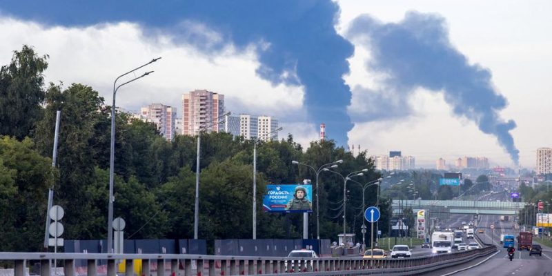 СБУ сообщила об ударах по судам и ракетному катеру в Каспии 1 78032946 403.jpg Deutsche Welle СБУ