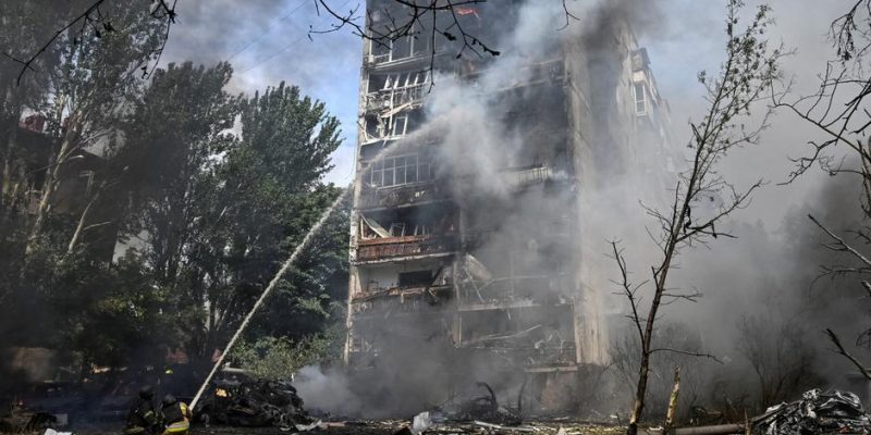РФ ударила КАБами по Запорожью: погибли трое, еще 13 ранены 1 78052539 403.jpg Deutsche Welle Запорожье, КАБ