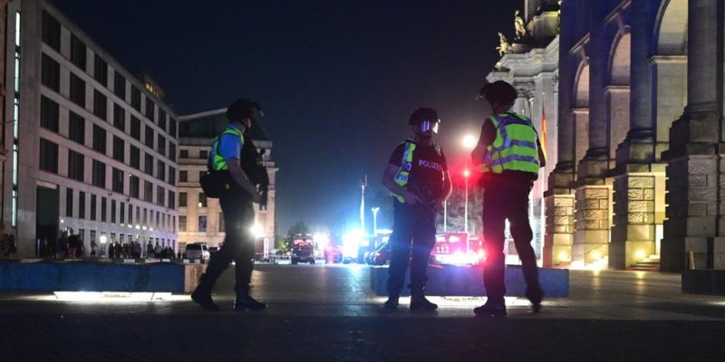 78116260 403.jpg Deutsche Welle ЛГБТ-парад