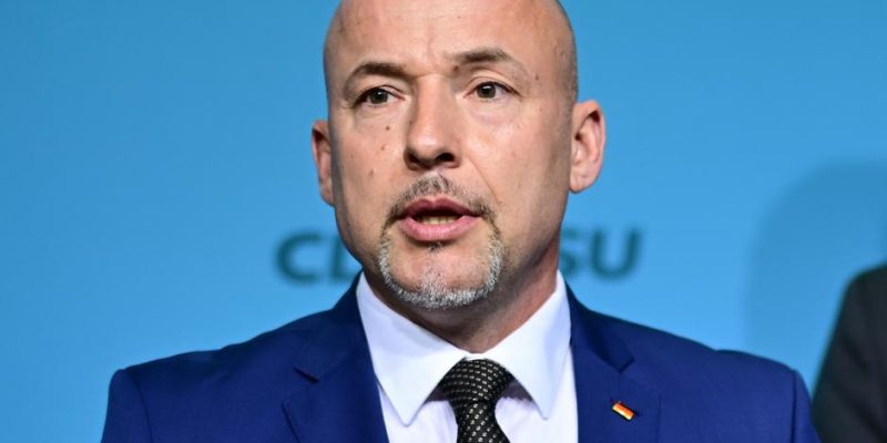 78116757 403.jpg Deutsche Welle война в Украине, ХСС