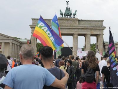 78121075 403.jpg Deutsche Welle CSD