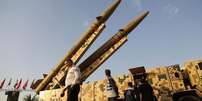 Почему вялотекущая война с США может быть выгоднее Ирану, чем хрупкий мир? 7 Ракетные пусковые установки на площади в Иране
