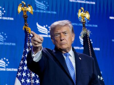 Трамп заработал больше миллиарда долларов на криптовалюте за год после возвращения на пост президента США 2 Дональд Трамп