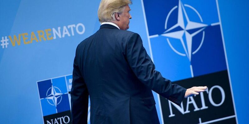Дональд Трамп на саммите НАТО в 2018 году