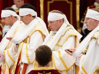 Ватикан: последователей ультраконсервативного движения SSPX будут отлучать от церкви 2 Новые епископы в Женеве