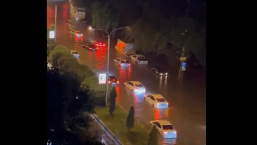 Agency: Tbilisi received up to 2.5 times its monthly rainfall in 8 hours 1 tbilisi tsvima w h News