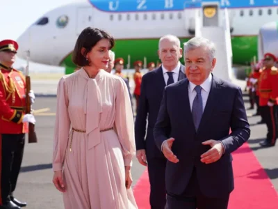 В Тбилиси прибыл президент Узбекистана Шавкат Мирзиёев 2 uzbeketisprezidenti новости Грузия-Узбекистан, Мака Бочоришвили, Президент Узбекистана, Шавкат Мирзиёев