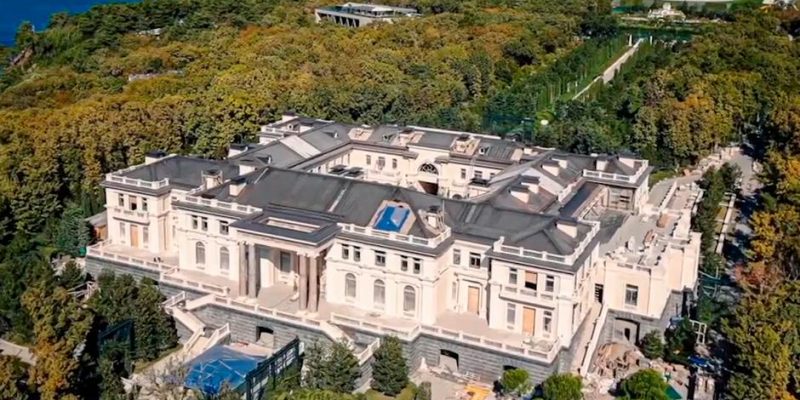 ВСУ поразили позицию комплекса ПВО рядом с "дворцом Путина" в Геленджике 1 56337785 403.jpg Deutsche Welle