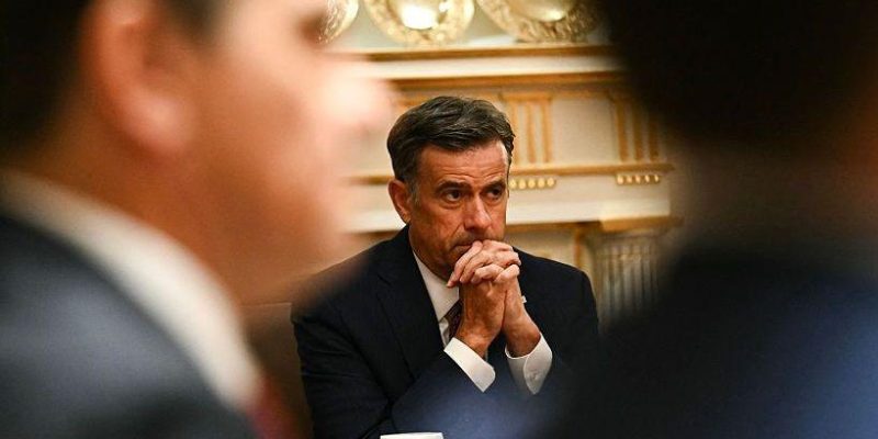 Предупреждение Путину, освобождение заключенных или переговоры с Ираном? Зачем в Москву прилетал глава ЦРУ 1 Джон Рэтклифф