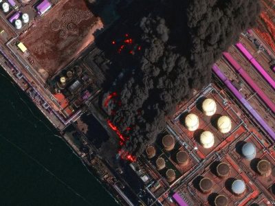 В порту Усть-Луга начался пожар после атаки дронов 2 76603993 403.jpg Deutsche Welle