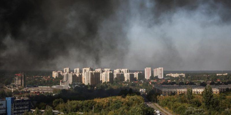 Пожар со взрывами после удара РФ под Киевом: 27 человек погибли 1 78555947 403.jpg Deutsche Welle