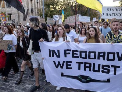 Федоров против Зеленского. Украина проведет выборы? Текстовая версия подкаста «Что это было» с обозревателем Константином Скоркиным 4 митинг сторонников Михаила Федорова