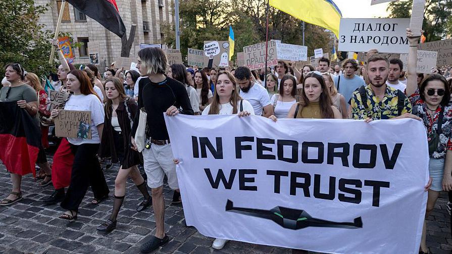 Федоров против Зеленского. Украина проведет выборы? Текстовая версия подкаста «Что это было» с обозревателем Константином Скоркиным 1 митинг сторонников Михаила Федорова