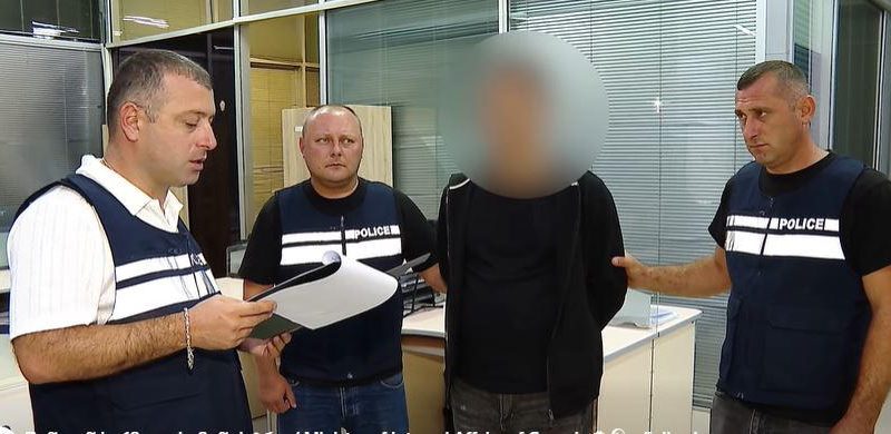 МВД Грузии задержало двух граждан Китая за кражу $7800 и €4450 на борту самолёта 1 chineli новости