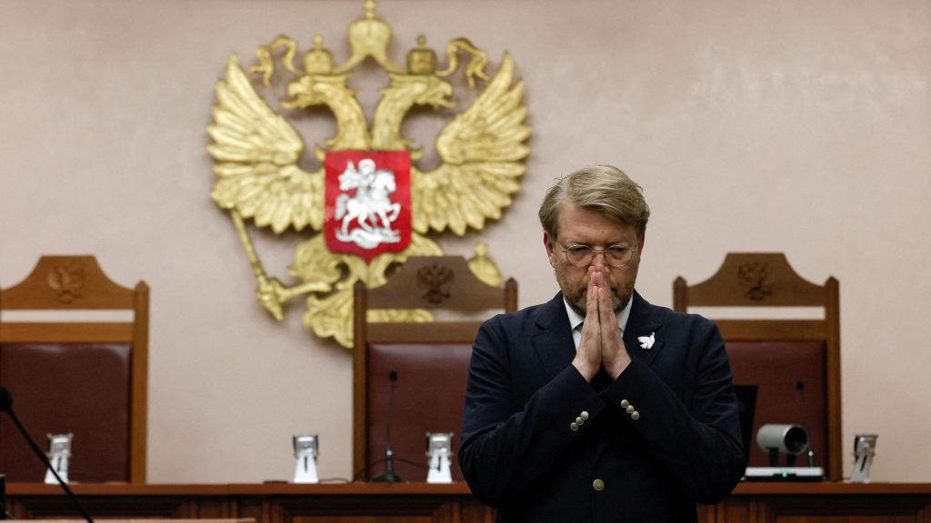 Яблоко на выжженном поле. Куда старейшую либеральную партию завели попытки попасть во власть 1 Николай Рыбаков в Верховном суде