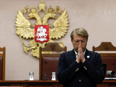 Яблоко на выжженном поле. Куда старейшую либеральную партию завели попытки попасть во власть 2 Николай Рыбаков в Верховном суде