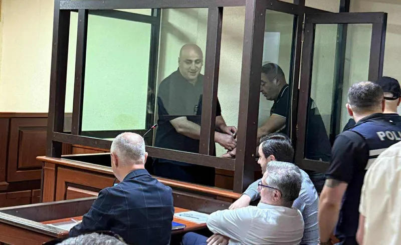 Оглашение приговора Нике Мелия по делу об оскорблении судьи может состояться 6 августа 1 melia1 14 38 11 новости