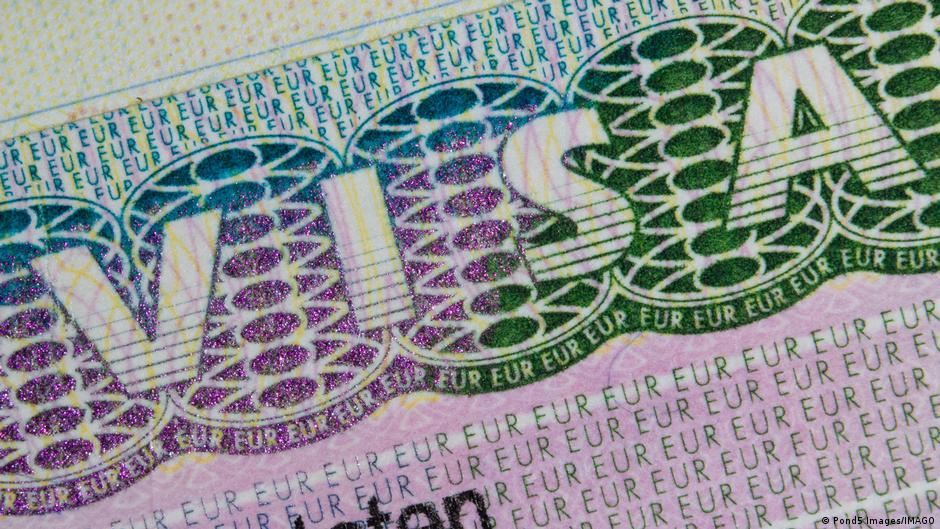 ЕС начал прорабатывать визовые ограничения для российских участников войны в Украине 1 69531254 403 1.jpg 1 Deutsche Welle