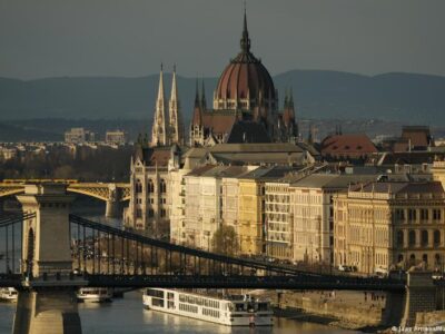 Еврокомиссия предложила выделить Венгрии 4,2 млрд евро после реформ в сфере верховенства права 2 76627772 403.jpg Deutsche Welle
